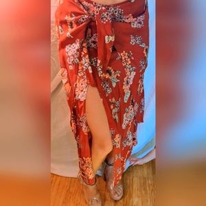 Flowy long skirt